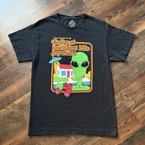 Alien "No Signs of Intelligent Life Anywhere" DOM T-Shirt - Size M